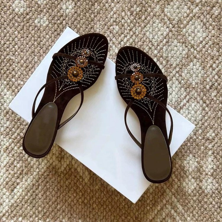 2026 Summer New French Vintage Gem Inlaid One Strap Slippers Women Outdoor Embroidery Toe Post Kitten Heel Sandals